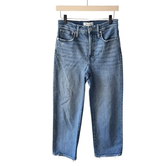 Madewell Slim Wide-Leg Crop Jeans in Reggie Wash | 25 - Picture 3 of 12